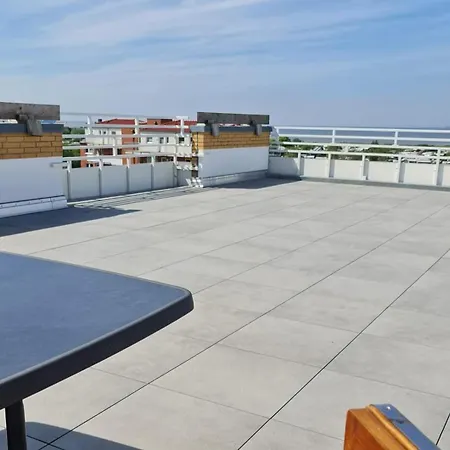 Strandloft Im Haus Frauenpreiss Sahlenburg - Strandnah - 2 Hunde Willkommen -schwimmbad - Sauna - Direkt Am Wald - Dachterrasse Mit Blick Nach Neuwerk Cuxhaven