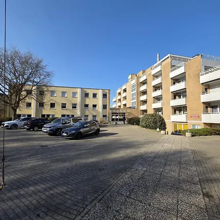 Appartamento Strandloft Im Haus Frauenpreiss Sahlenburg - Strandnah - 2 Hunde Willkommen -schwimmbad - Sauna - Direkt Am Wald - Dachterrasse Mit Blick Nach Neuwerk *