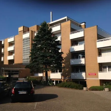 Strandloft Im Haus Frauenpreiss Sahlenburg - Strandnah - 2 Hunde Willkommen -schwimmbad - Sauna - Direkt Am Wald - Dachterrasse Mit Blick Nach Neuwerk Apartamento Cuxhaven