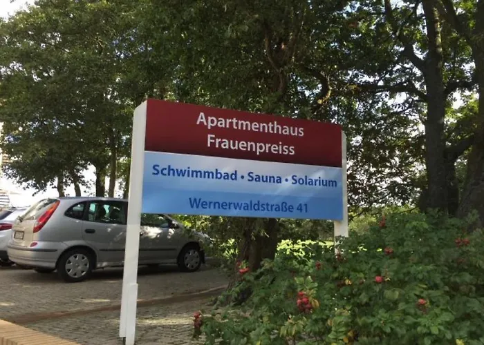 Appartement Strandloft Im Haus Frauenpreiss Sahlenburg - Strandnah - 2 Hunde Willkommen -schwimmbad - Sauna - Direkt Am Wald - Dachterrasse Mit Blick Nach Neuwerk